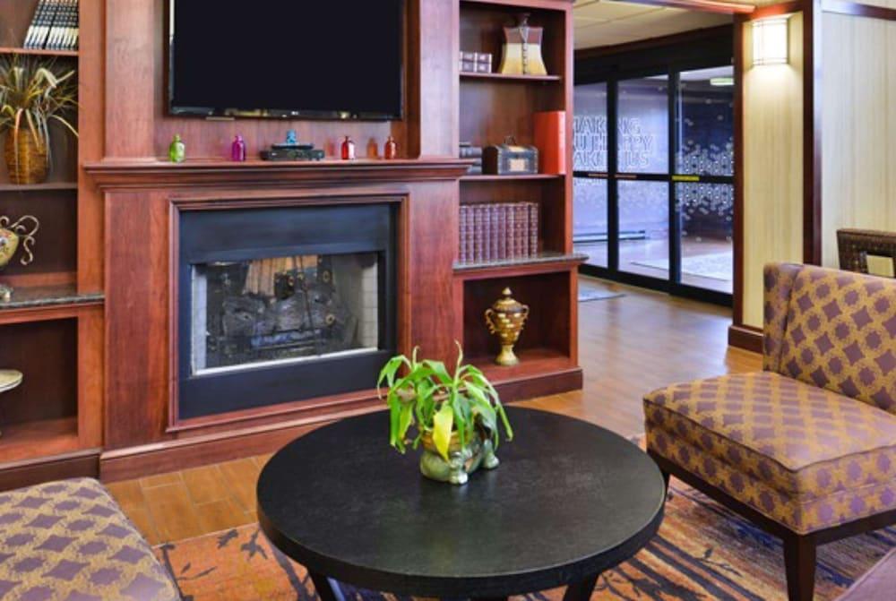 Hampton Inn & Suites Richmond Ngoại thất bức ảnh