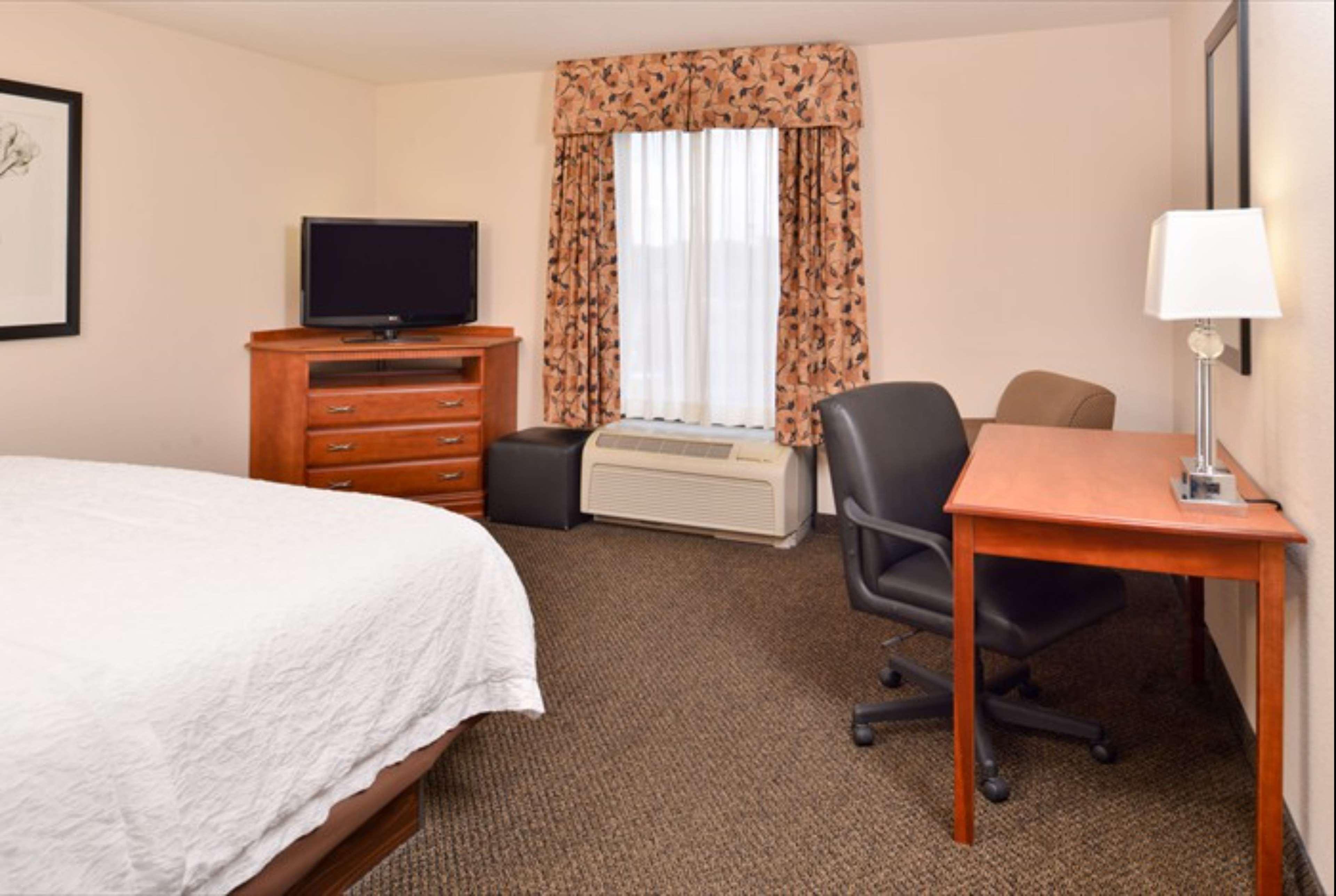 Hampton Inn & Suites Richmond Ngoại thất bức ảnh
