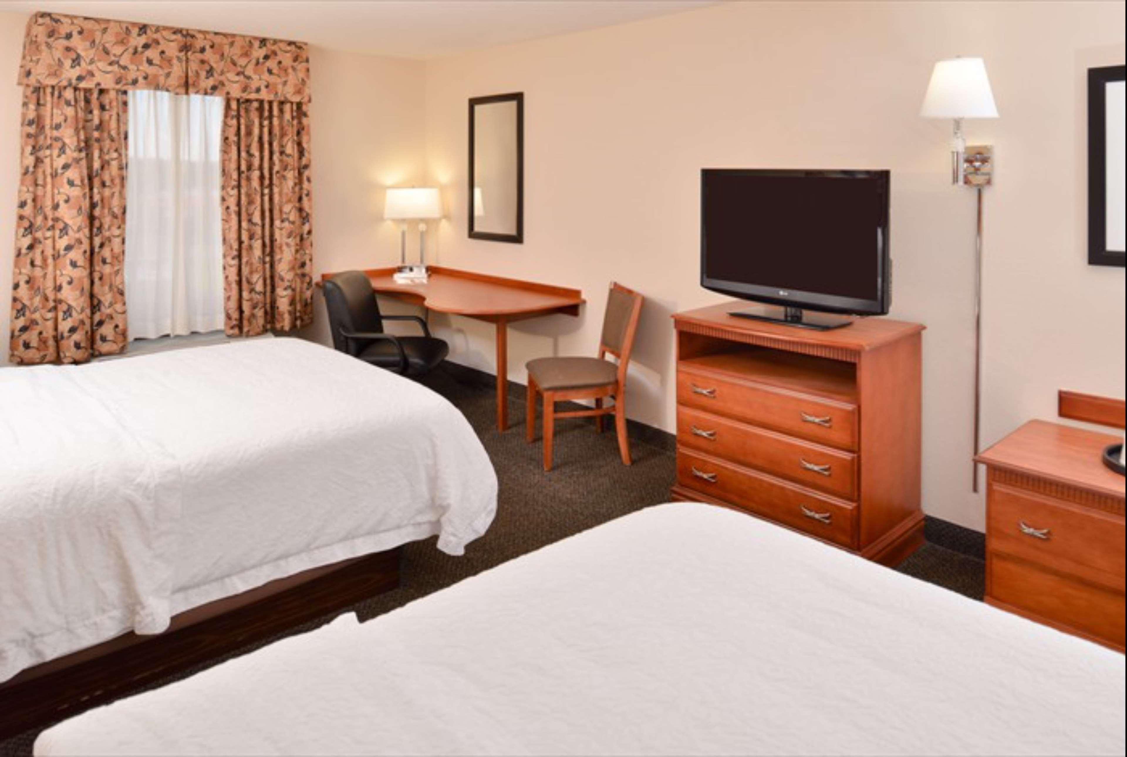 Hampton Inn & Suites Richmond Ngoại thất bức ảnh