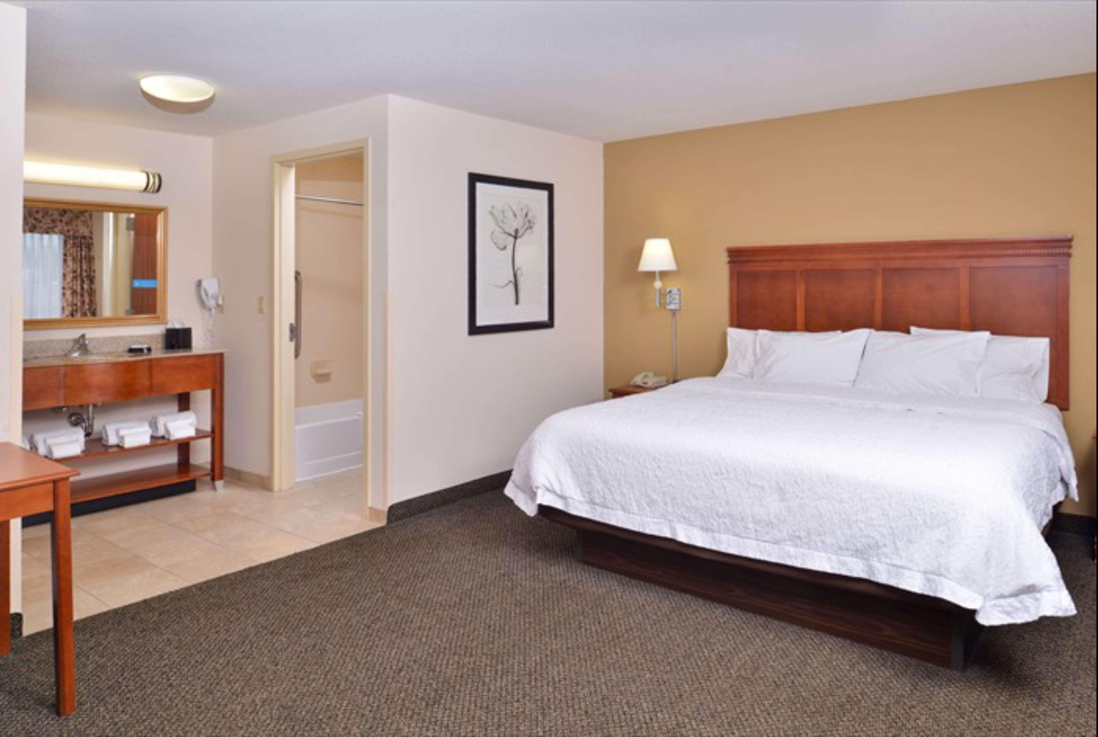 Hampton Inn & Suites Richmond Ngoại thất bức ảnh