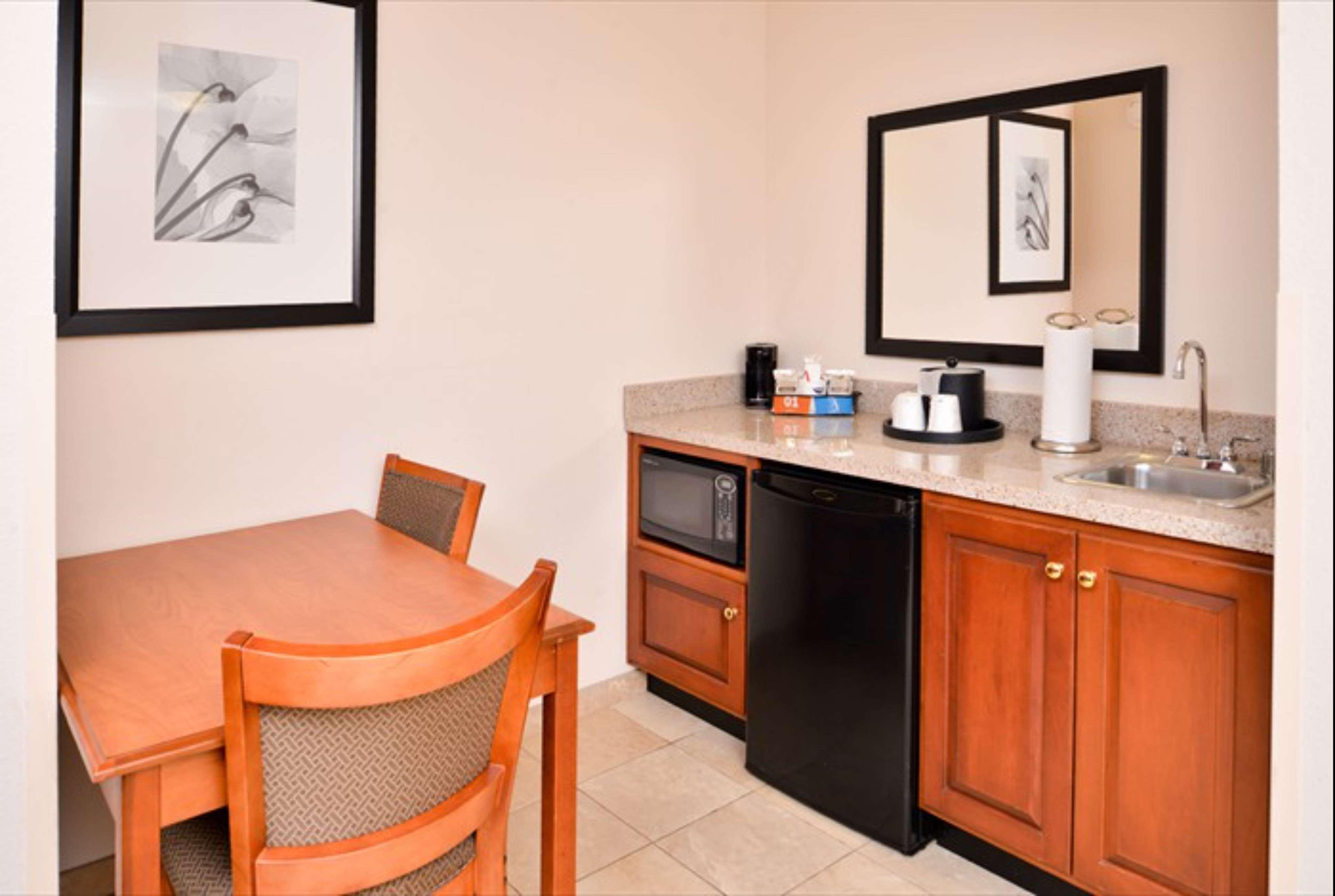 Hampton Inn & Suites Richmond Ngoại thất bức ảnh