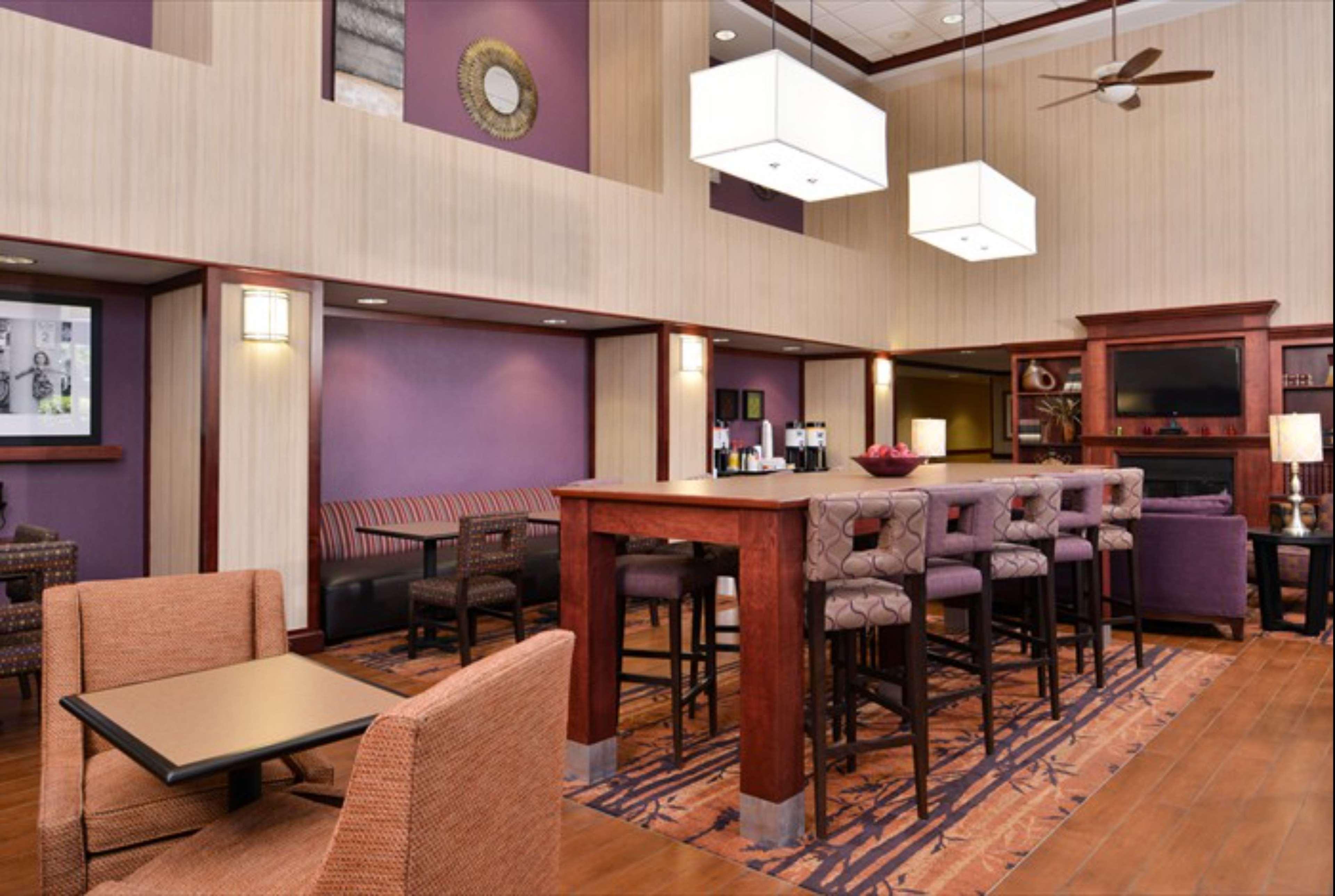 Hampton Inn & Suites Richmond Ngoại thất bức ảnh