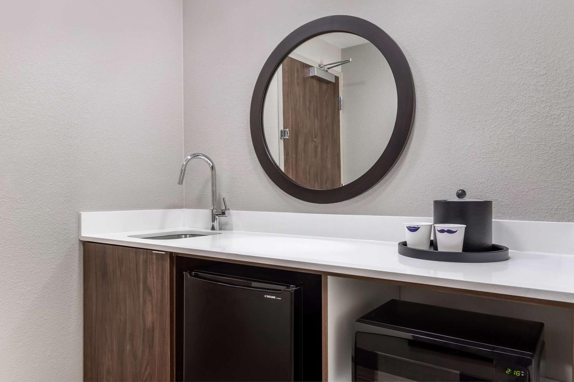 Hampton Inn & Suites Richmond Ngoại thất bức ảnh