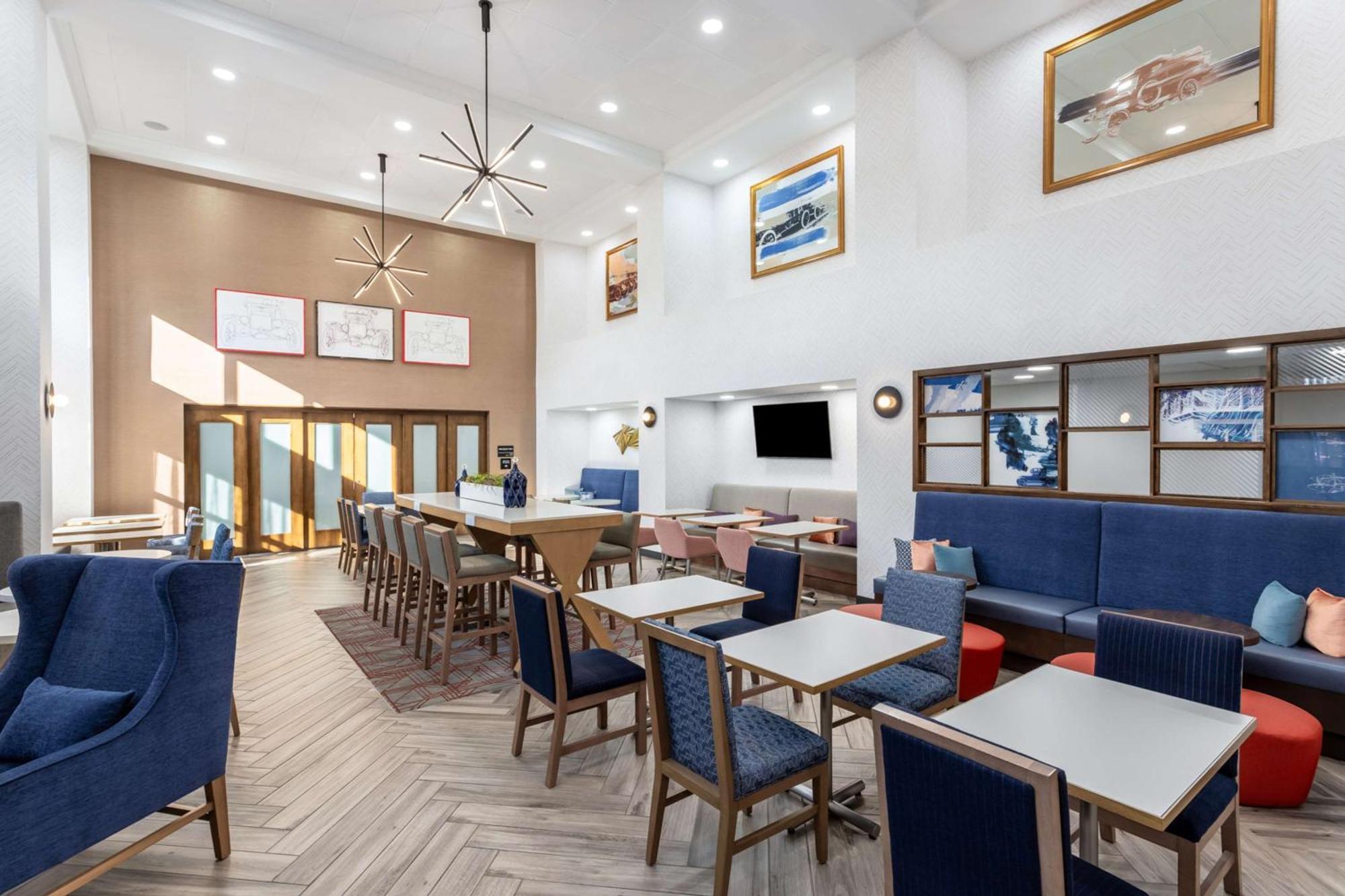 Hampton Inn & Suites Richmond Ngoại thất bức ảnh